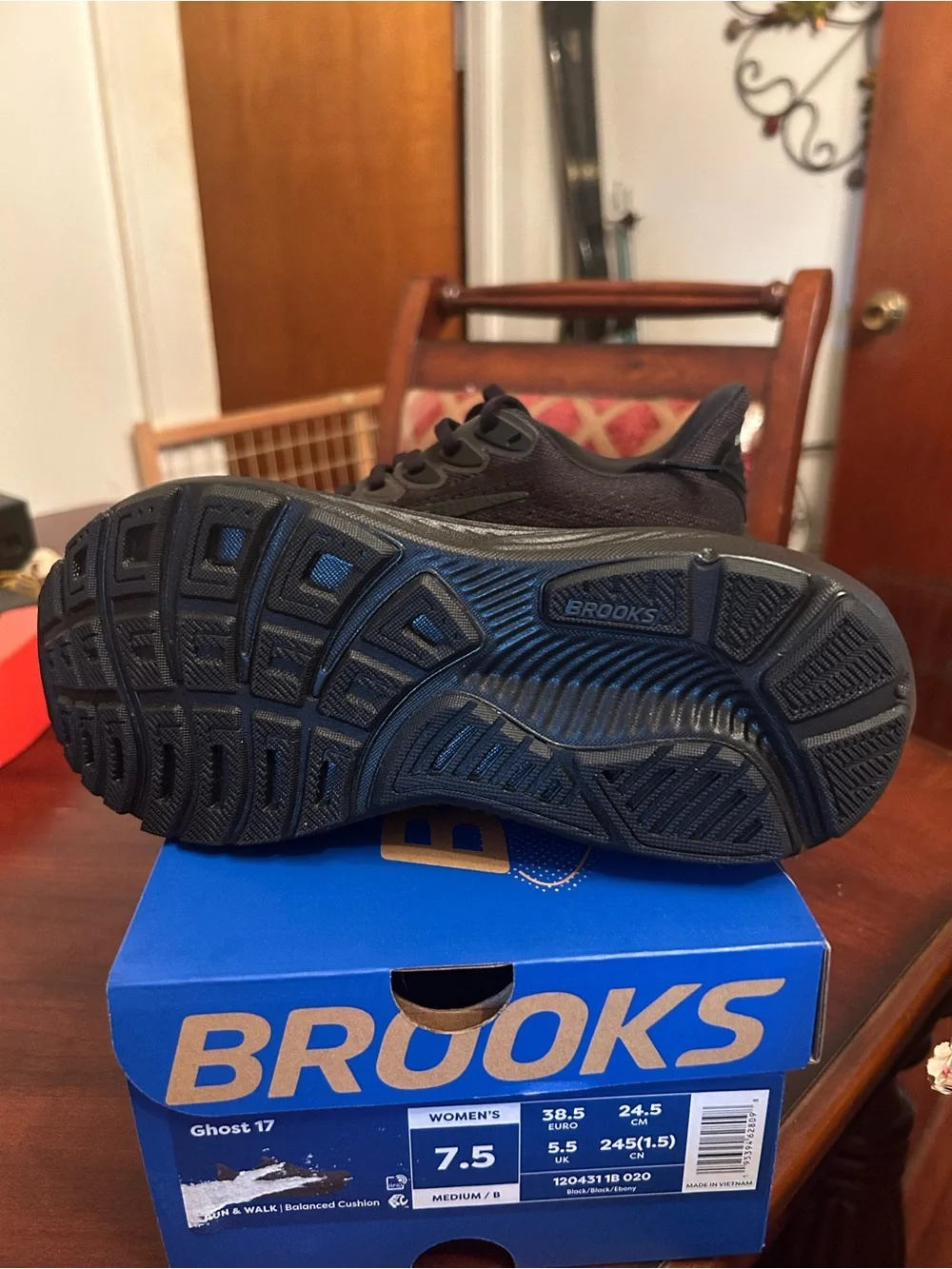 Brooks Ghost 17 Women's Running Shoes - Black